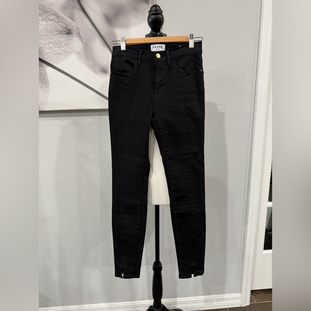 Frame Le High Skinny Black Jeans